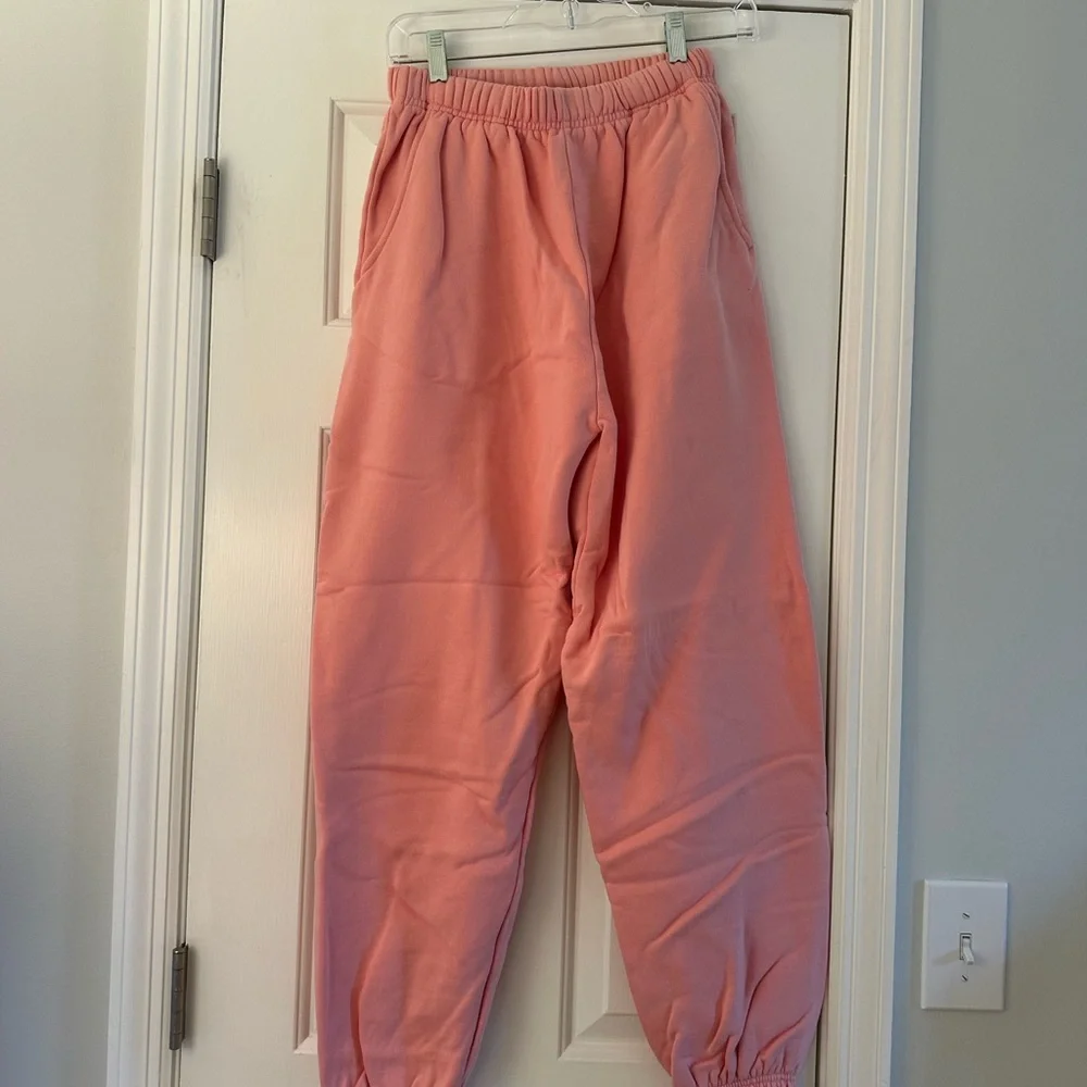 Daily Drills Pink Fleece Sweat Set!!! - Picture 3 of 4